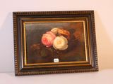 une photo d'un tableau de fleurs sur le mur