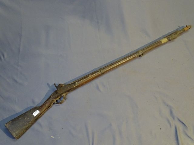 Fusil à silex modifié à Percussion de Type à 1822 + baïonnette - ...