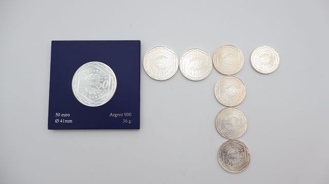Lot de pièces de monnaies en argent : 4x10€, 1x5€, 1x15€, 1x25€, ...