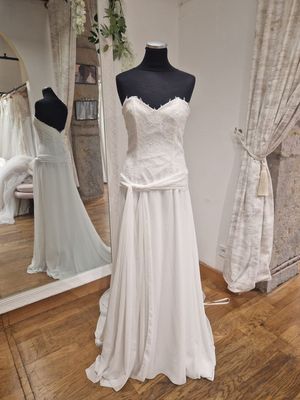 Lot à retirer à Décines-Charpieu (69150) ou expédition possi…