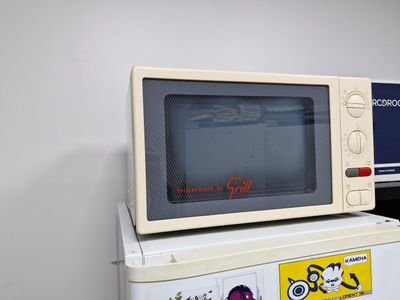 Micro-ondes THOMSON GRILL DOSSIER 5 : CAVE A VIN