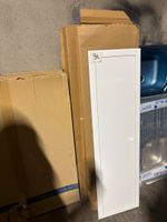 Quatorze portes de coffret électrique d'habitation ou trappe…