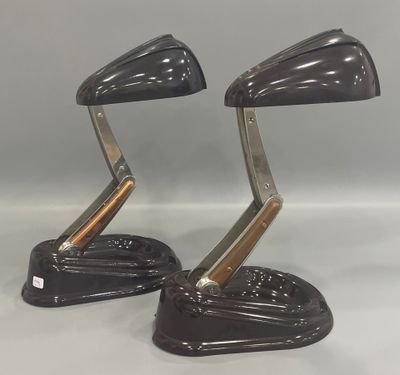 ÉTABLISSEMENTS JUMO Paire de lampes de bureau, modèle "Lucid…