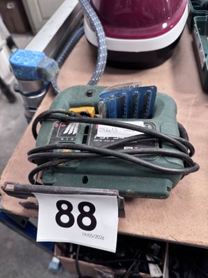1 scie sauteuse BOSCH