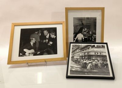 DUDOGNON (Georges). Ensemble de 2 photographies encadrées av…