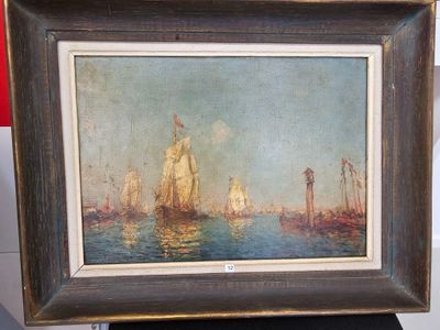 une image d'un tableau représentant un bateau dans l'eau