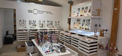 SUR ENCHERE PROVISOIRE, 1 IMPORTANT D'ENSEMBLE D'ENVIRON 140… - Photo 1