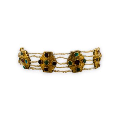 Collier composé de 8 éléments en or 18K (750) sertis de gren…