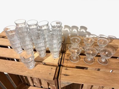 Lot de 52 verres Picardie 9 cl blancs NEUFS (avec étiquette …