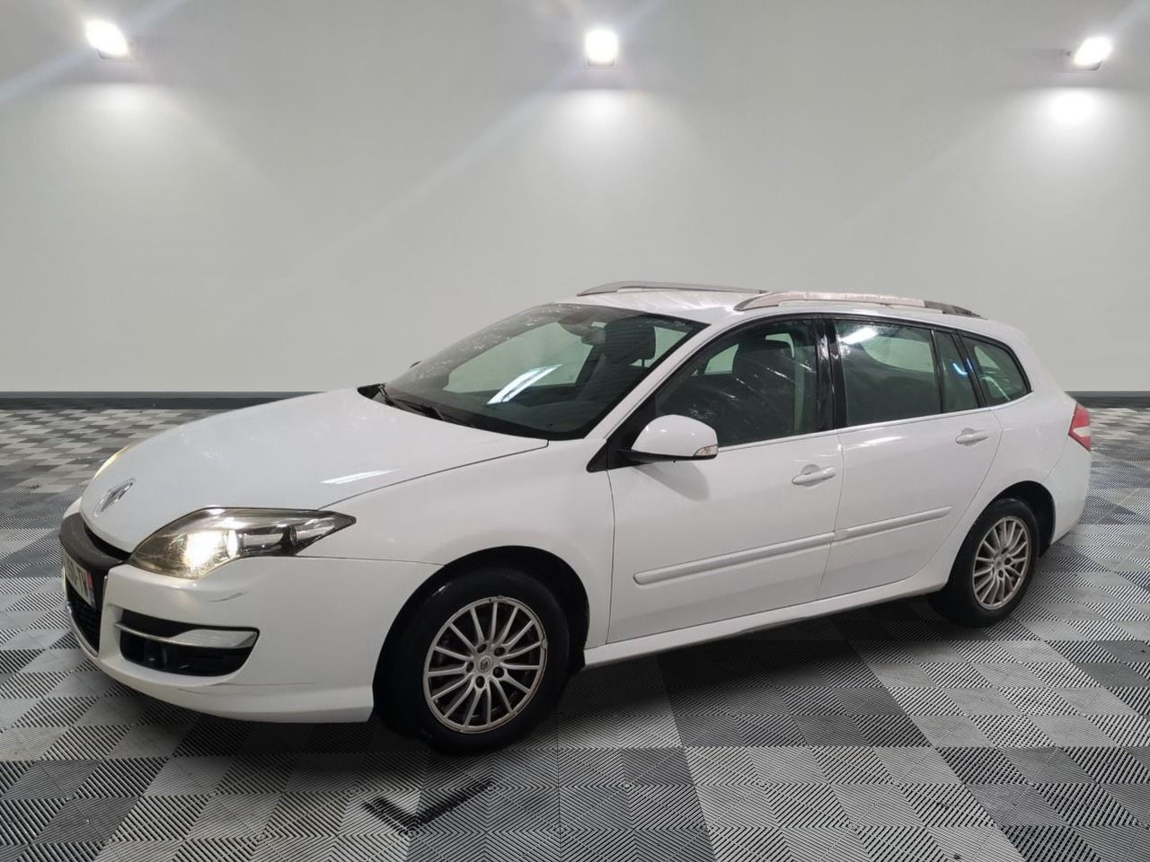 RENAULT - LAGUNA ESTATE 1.5 DCI 110 FAP ECO2 EXPRESSION CHAM…