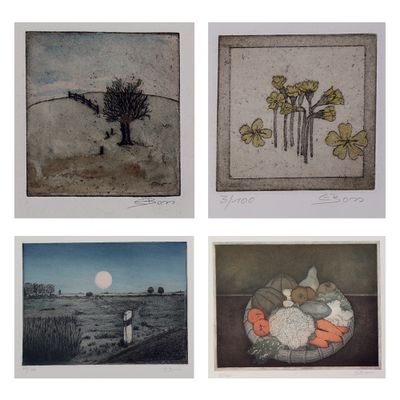quatre reproductions encadrées représentant divers paysages avec un arbre et une personne