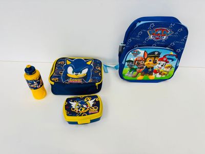 (x2) PAT PATROUILLE - sac à dos ; SONIC - lunch box (x3 pièc…