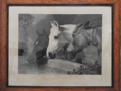 tableau représentant deux chevaux buvant de l'eau dans un abreuvoir, dans un cadre en bois