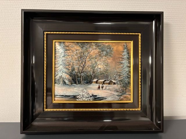 Émail de Limoges « Paysage enneigé ». Signée en bas à droite Andr...