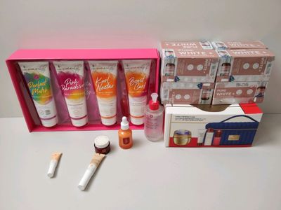 Lot composé d'un coffret LES SECRETS DE LOLY, 1 coffret SHISEIDO, 8 bo - Photo 1