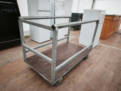 a cart that is sitting in the middle of a room