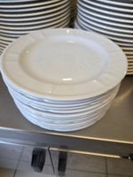 Lot d'environ 180 assiettes plates en porcelaine blanche de … (photo 2)