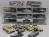 Plusieurs types de réservoirs sont exposés dans une vitrine.