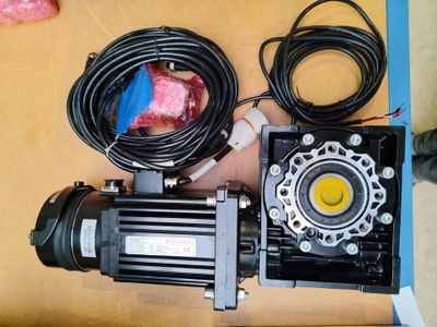 a picture of a machine that is sitting on a table