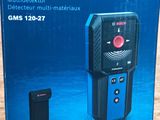 une boîte contenant un laser multifonction Bosch Professional