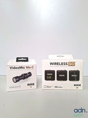 deux boîtiers équipés chacun d'une caméra Videomic Go