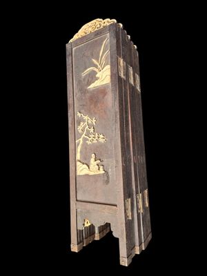 CHINE DU SUD, vers 1900 Paravent à décor de scènes de person…