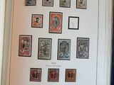 un livre avec beaucoup de timbres