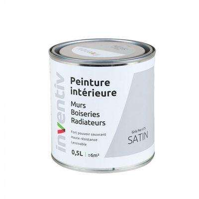 boîte de peinture satinée avec un fond blanc et un fond blanc
