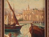 un tableau représentant des bateaux dans un port, avec une ville en arrière-plan