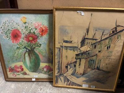 un tableau représentant un vase de fleurs et un tableau représentant une maison