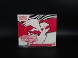 La boîte du jeu de cartes comporte l'image d'un oiseau.