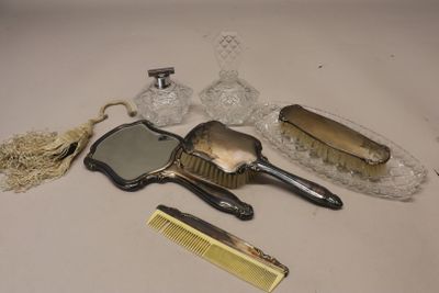 a lot of items that are sitting on a table