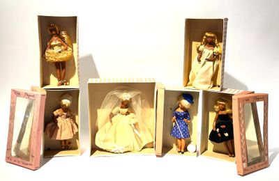 PEYNET. Ensemble de 6 poupées comprenant "Danseuse étoile", …