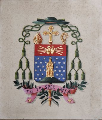 the coat of arms of the united states of america is shown on a wall