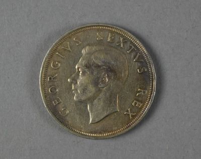 Pièce en argent 800 millièmes 5 Shilling Georges VI, Afrique…