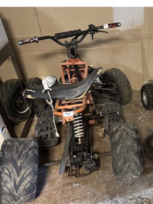 Chassis de quad (en l'état, sans garantie de fonctionnement)…