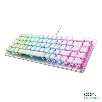 un clavier d'ordinateur orné d'un motif coloré