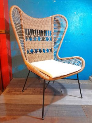 Fauteuil imitation rotin en scoubidou . Réédition des années 50 daté d - Photo 1