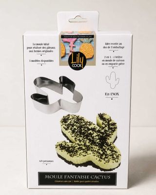 packaging of a cookie cutter with a cookie in the shape of a starfish