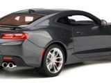 chevrolet camaro zl1 1 / 18 scale diecast model car