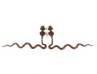 PAIRE D'APPLIQUES murales à une lumière en bronze émaillé po…