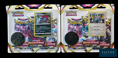 deux paquets de cartes à collectionner Pokémon sur lesquels est posée une pièce de monnaie