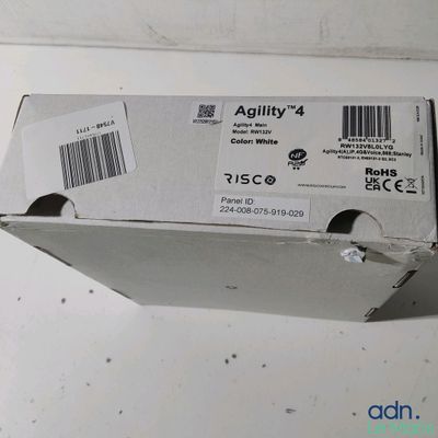 une boîte sur laquelle est apposée une étiquette indiquant « agilité 4 »