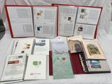 un grand nombre de livres posés sur une table