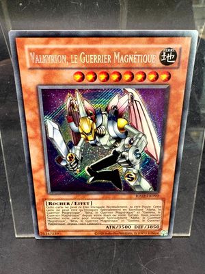 une image représentant une carte sur laquelle figure un dragon