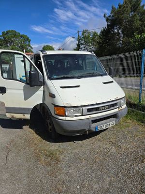Véhicule IVECO Benne CTTE immatriculé 202-BGY-44, 1e M.E.C. …