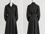 deux photos d'un trench-coat noir sur un mannequin