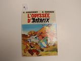 La couverture du livre « L'Odyssée d'Astérix » est accrochée au mur.