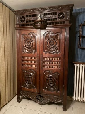 Petite armoire bretonne et sa Vierge de Quimper, Lot à récup…