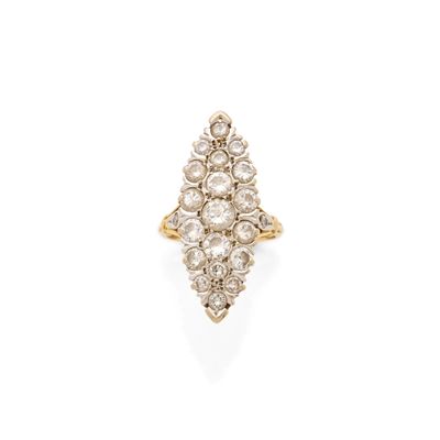 une bague à grappes de diamants, par van cleef